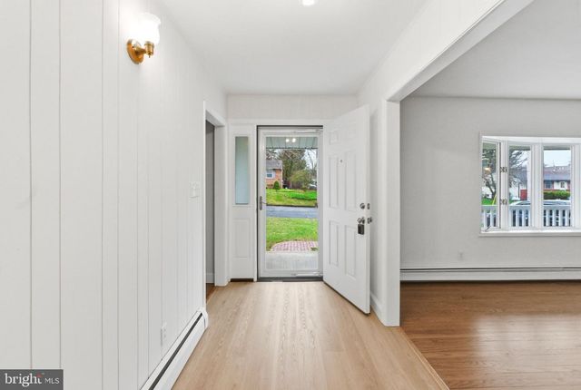 100 CARNINE, Ewing, NJ 08628