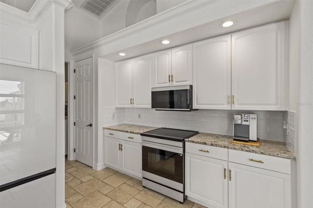 2114 SW 29TH TERRACE, Cape Coral, FL 33914