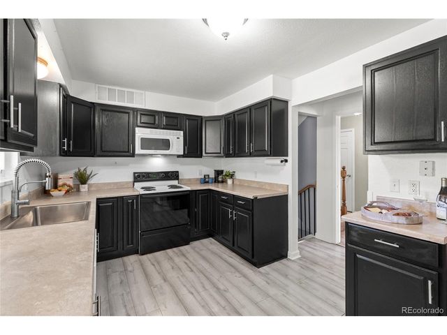 1115 E 10th Ave, Broomfield, CO 80020
