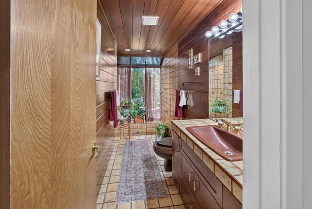 2920 Scenic Bend, Modesto, CA 95355