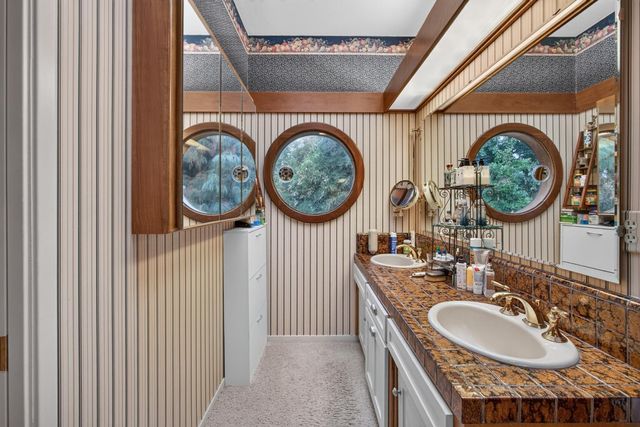 2920 Scenic Bend, Modesto, CA 95355