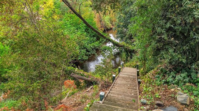 2920 Scenic Bend, Modesto, CA 95355