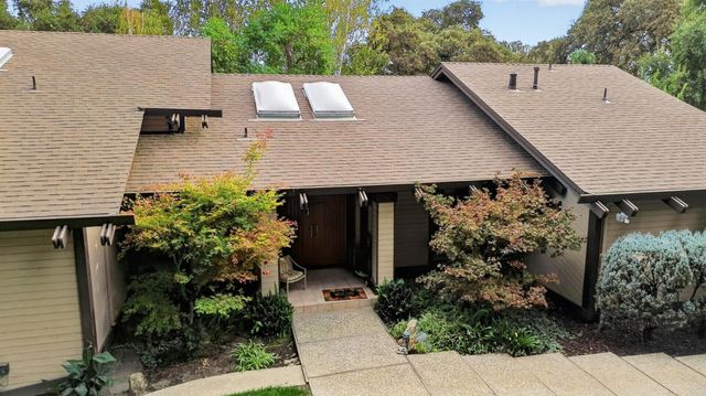 2920 Scenic Bend, Modesto, CA 95355