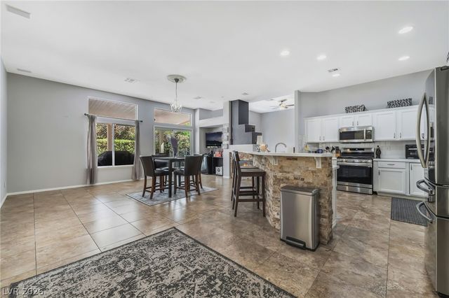 348 Prince George Road, Las Vegas, NV 89123