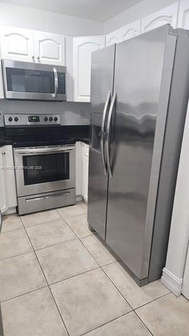 1304 NW 3rd St, Fort Lauderdale, FL 33311