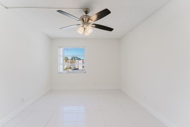 606 NW 13th Street 23, Boca Raton, FL 33486