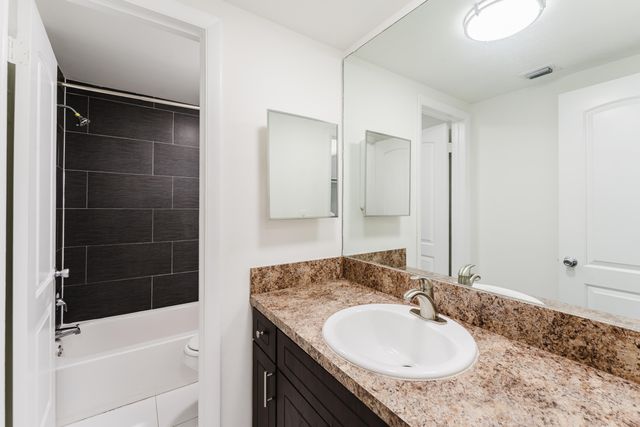 606 NW 13th Street 23, Boca Raton, FL 33486