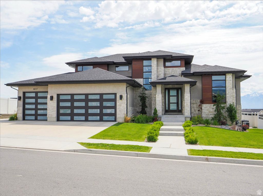 8017 S RED BARON LN, West Jordan, UT 84081