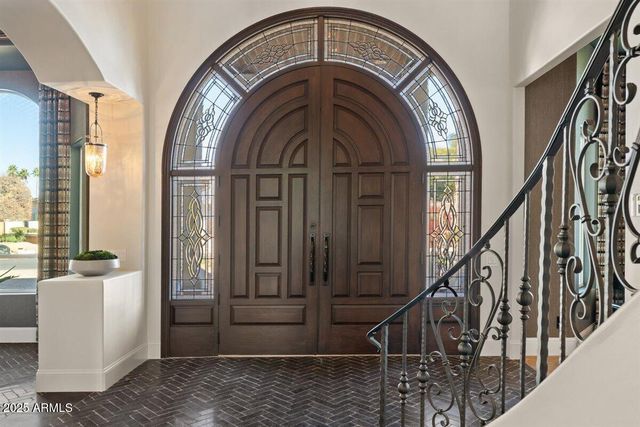 1519 E TREASURE COVE Drive, Gilbert, AZ 85234