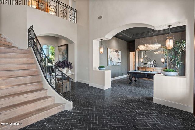 1519 E TREASURE COVE Drive, Gilbert, AZ 85234