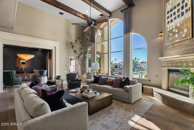 1519 E TREASURE COVE Drive, Gilbert, AZ 85234