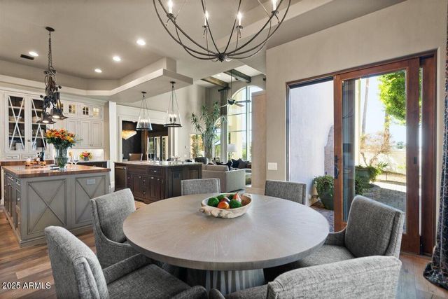 1519 E TREASURE COVE Drive, Gilbert, AZ 85234