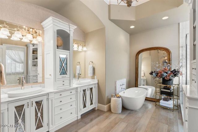 1519 E TREASURE COVE Drive, Gilbert, AZ 85234