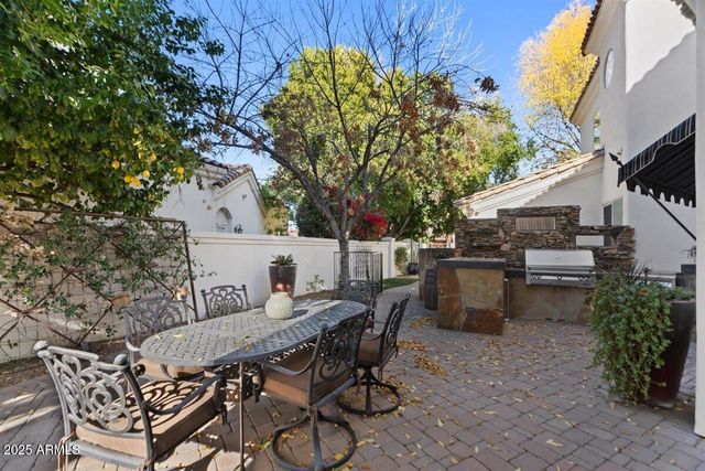 1519 E TREASURE COVE Drive, Gilbert, AZ 85234