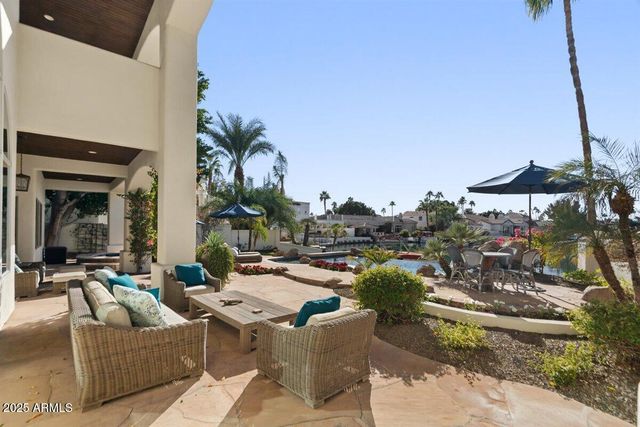 1519 E TREASURE COVE Drive, Gilbert, AZ 85234