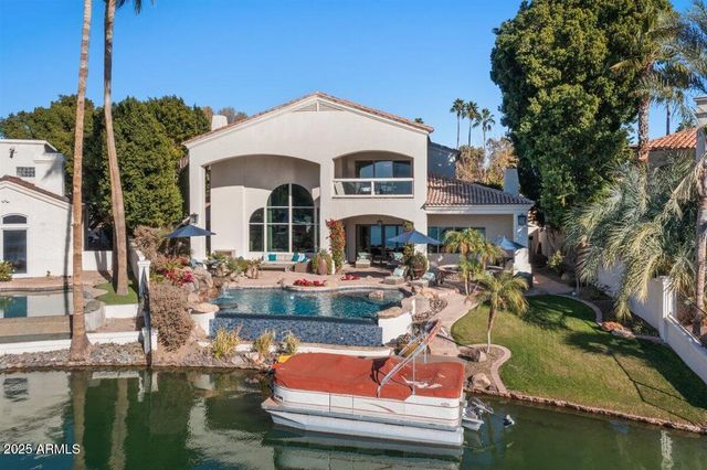 1519 E TREASURE COVE Drive, Gilbert, AZ 85234