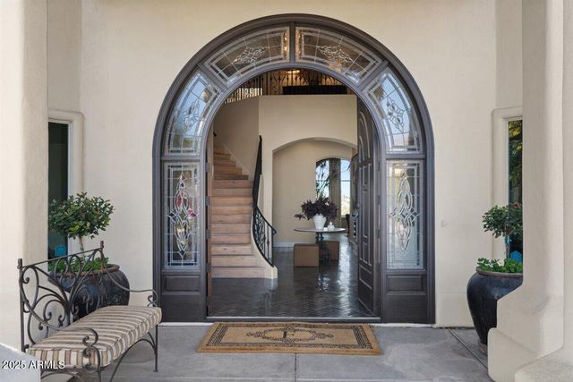 1519 E TREASURE COVE Drive, Gilbert, AZ 85234