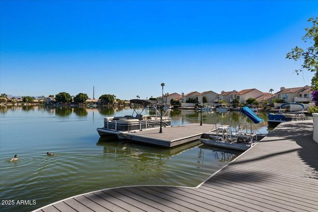 1519 E TREASURE COVE Drive, Gilbert, AZ 85234