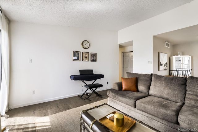 11981 Bellaire Street E, Denver, CO 80233
