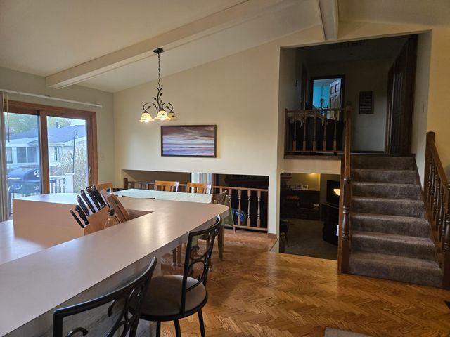 2446 Rolling Hill Drive, Dyer, IN 46311