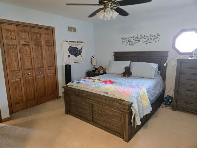 2446 Rolling Hill Drive, Dyer, IN 46311
