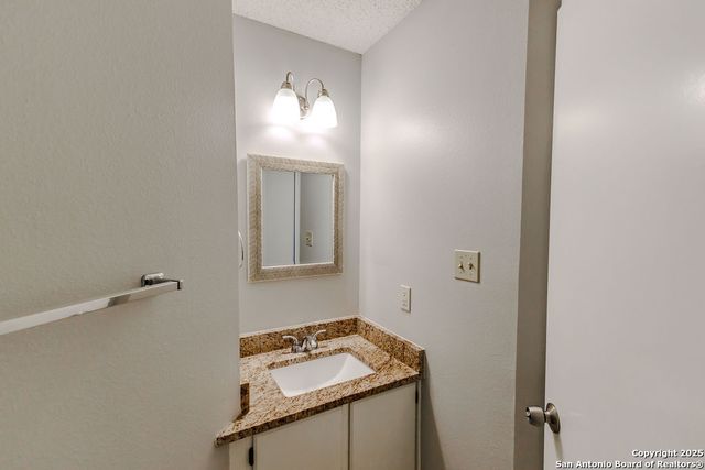 15522 Wood Sorrel, San Antonio, TX 78247