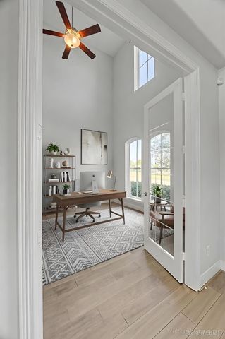 10507 S Sunrise Shores Lane, Cypress, TX 77433