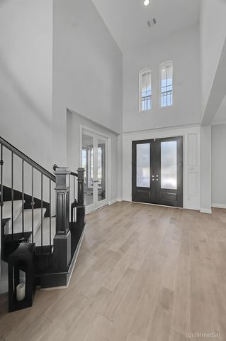 10507 S Sunrise Shores Lane, Cypress, TX 77433