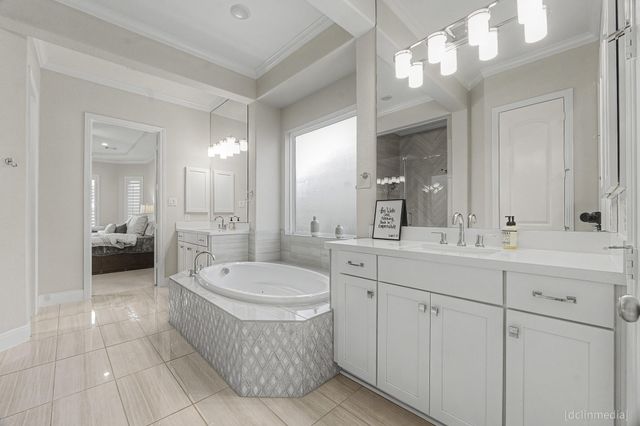 10507 S Sunrise Shores Lane, Cypress, TX 77433