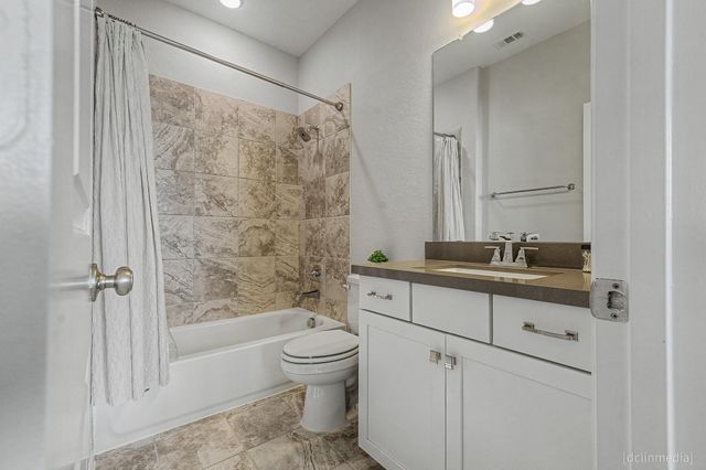 10507 S Sunrise Shores Lane, Cypress, TX 77433