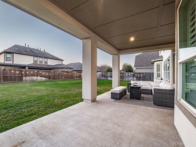 10507 S Sunrise Shores Lane, Cypress, TX 77433