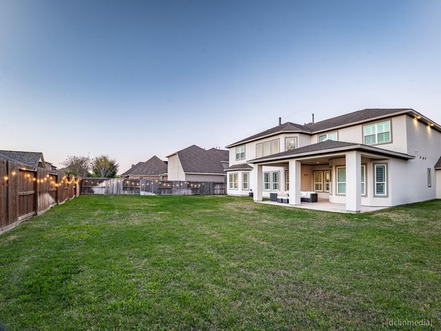 10507 S Sunrise Shores Lane, Cypress, TX 77433