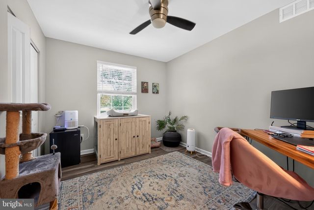 37 FOX CHASE RD, Marlton, NJ 08053