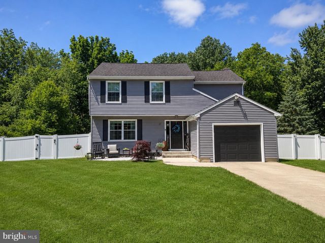 37 FOX CHASE RD, Marlton, NJ 08053