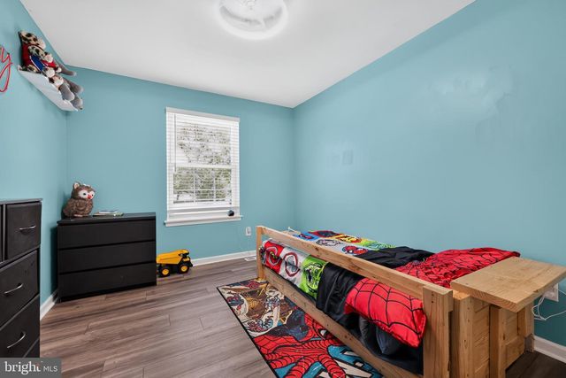 37 FOX CHASE RD, Marlton, NJ 08053
