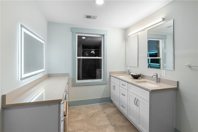 874 Durham Brown Road, Seneca, SC 29678