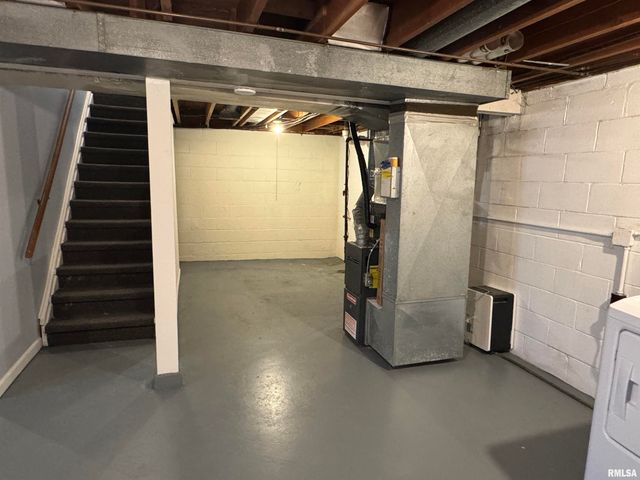 3812 MISSISSIPPI Avenue, Davenport, IA 52807