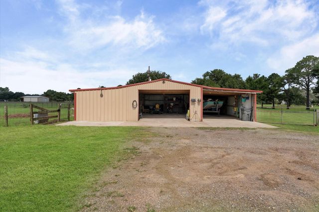 33014 Grove Park Drive, Waller, TX 77484