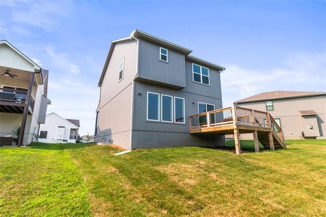 600 SW Valley Drive, Grain Valley, MO 64029