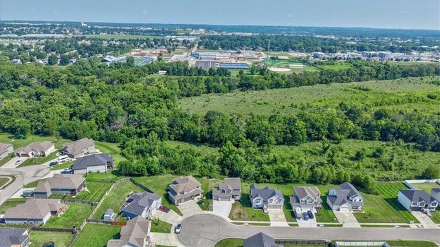 600 SW Valley Drive, Grain Valley, MO 64029