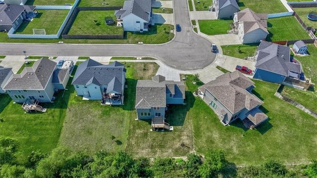 600 SW Valley Drive, Grain Valley, MO 64029
