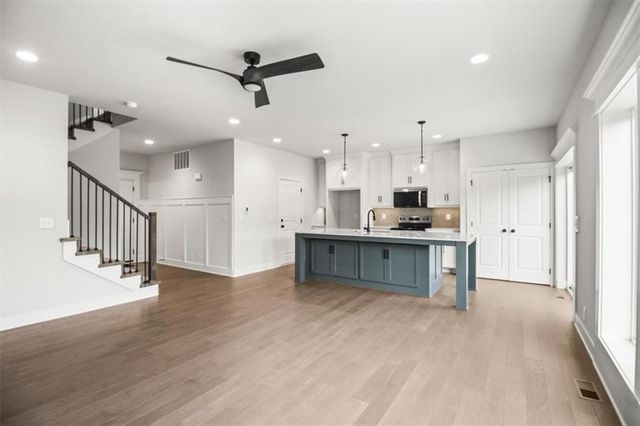 600 SW Valley Drive, Grain Valley, MO 64029
