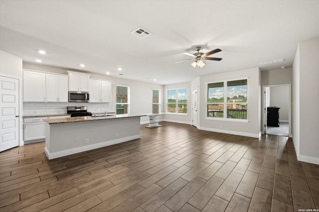 22010 Santa Elena Cyn, San Antonio, TX 78258