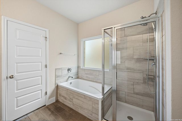22010 Santa Elena Cyn, San Antonio, TX 78258