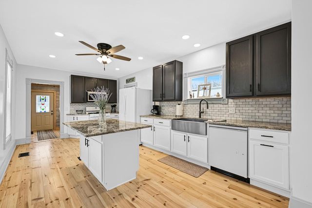 8310 Antioch ROAD, Salem, WI 53168