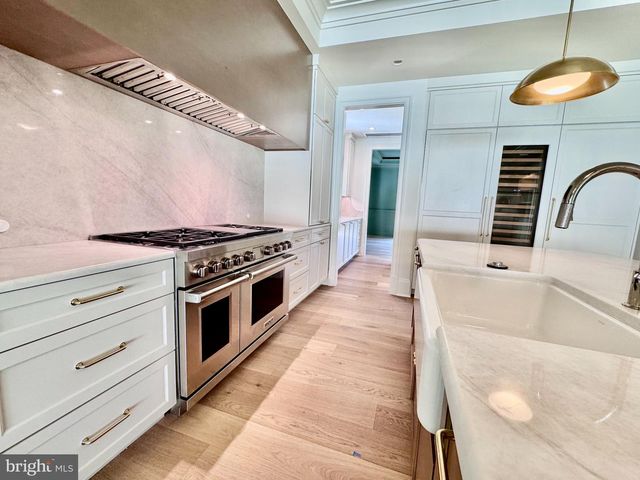 5840 HILLDON ST, Mclean, VA 22101