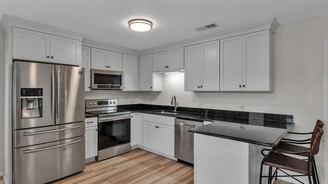 102 LAKE LENA BOULEVARD, Auburndale, FL 33823