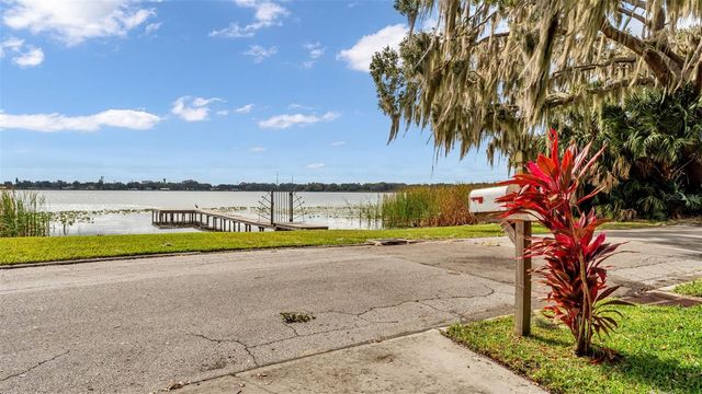 102 LAKE LENA BOULEVARD, Auburndale, FL 33823