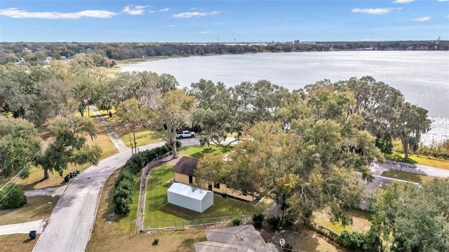 102 LAKE LENA BOULEVARD, Auburndale, FL 33823