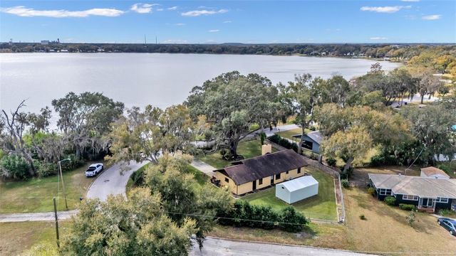 102 LAKE LENA BOULEVARD, Auburndale, FL 33823